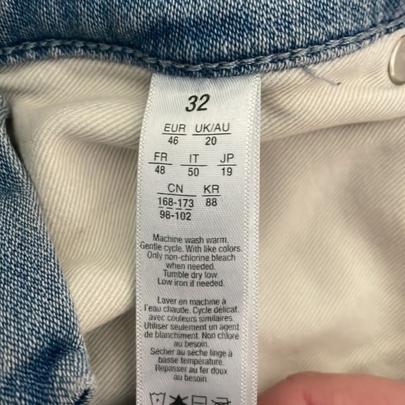 Spanx Women’s The Signature Straight Side Zip Jeans Lightwash 32 - Picture 9 of 10